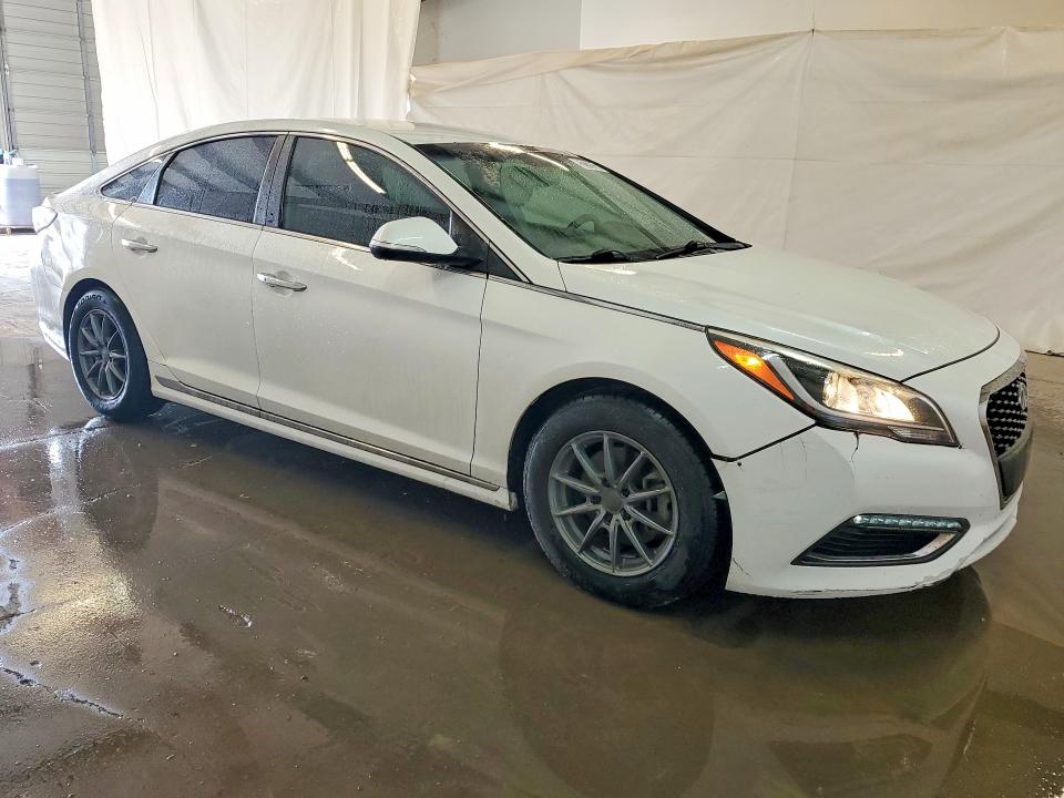 2016 Hyundai Sonata Hybrid მანქანა იყიდება აუქციონზე, vin: KMHE24L19GA010716, აუქციონის ნომერი: 52775536