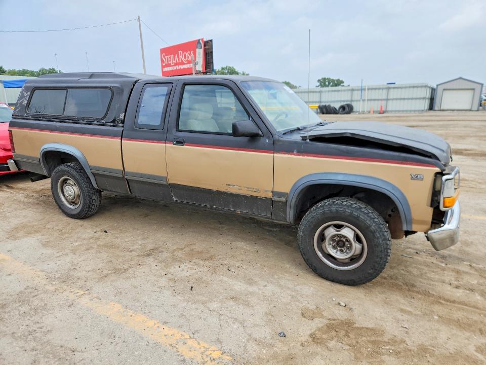 53957556 :رقم المزاد ، 1B7GG23Y3MS277663 vin ، 1991 Dodge Dakota مزاد بيع