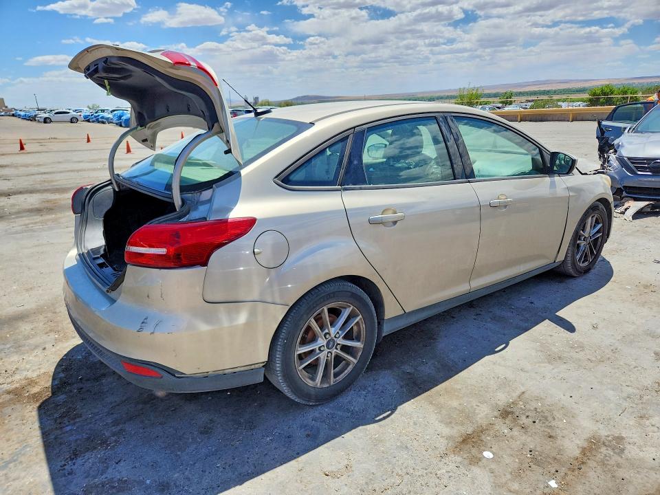 53712786 :رقم المزاد ، 1FADP3F2XJL315384 vin ، 2018 Ford Focus مزاد بيع