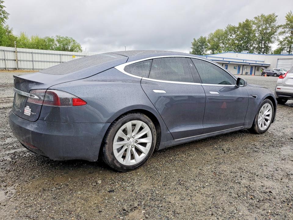 2017 Tesla Model 3 მანქანა იყიდება აუქციონზე, vin: 5YJSA1E28HF231067, აუქციონის ნომერი: 53612006