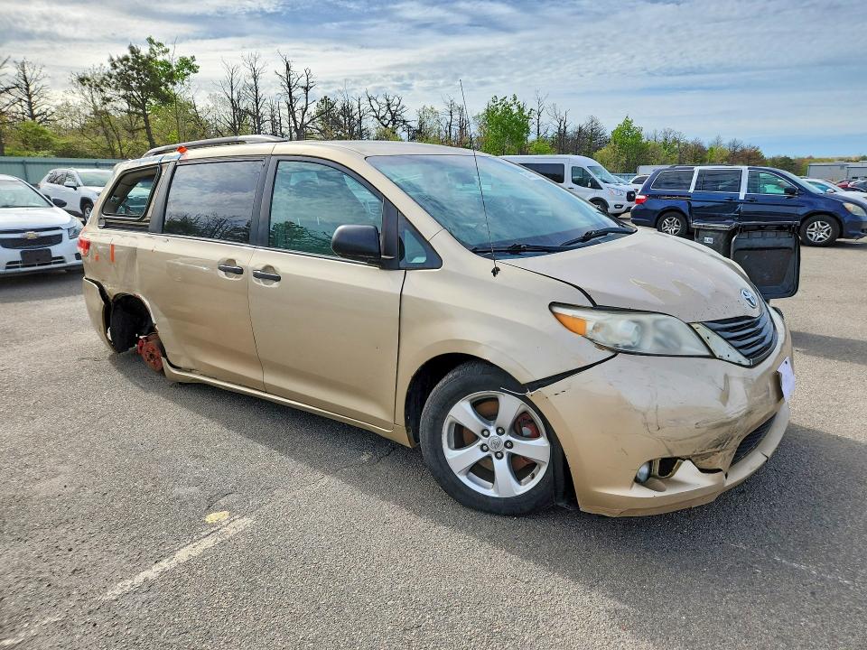 54431226 :رقم المزاد ، 5TDZK3DC2BS078206 vin ، 2011 Toyota Sienna مزاد بيع