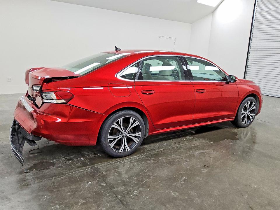 54115156 :رقم المزاد ، 1VWSA7A32MC018802 vin ، 2021 Volkswagen Passat مزاد بيع