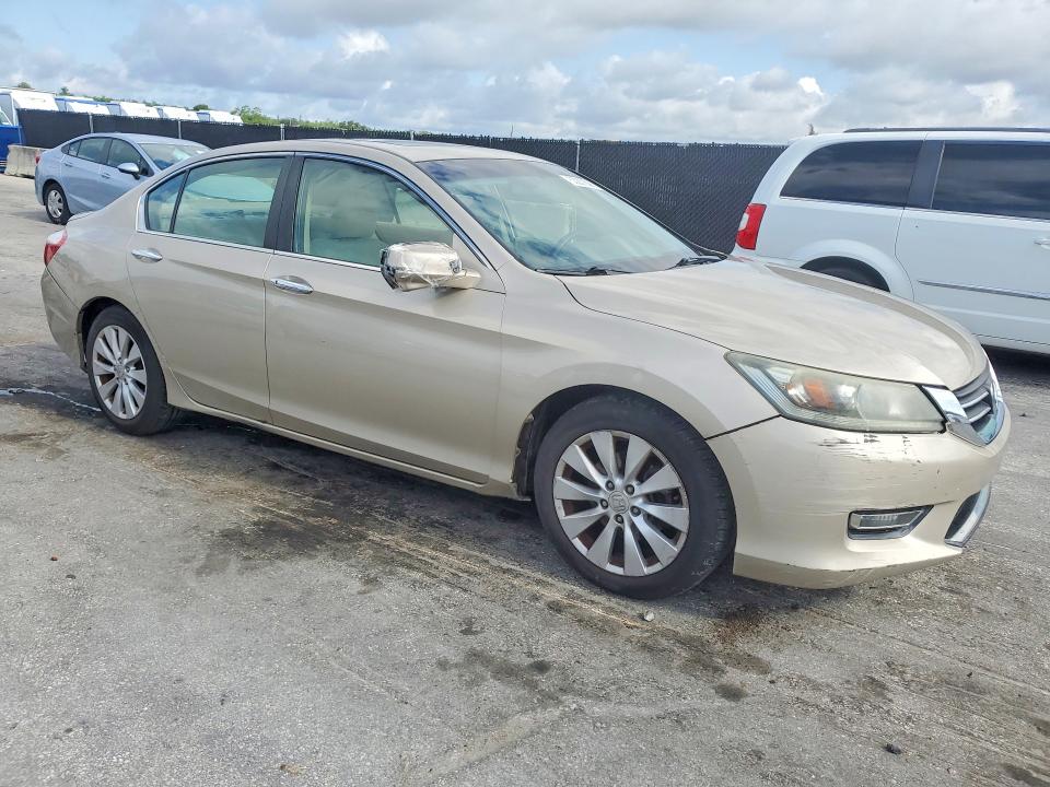 2013 Honda Accord მანქანა იყიდება აუქციონზე, vin: 1HGCR2F79DA147020, აუქციონის ნომერი: 53229506