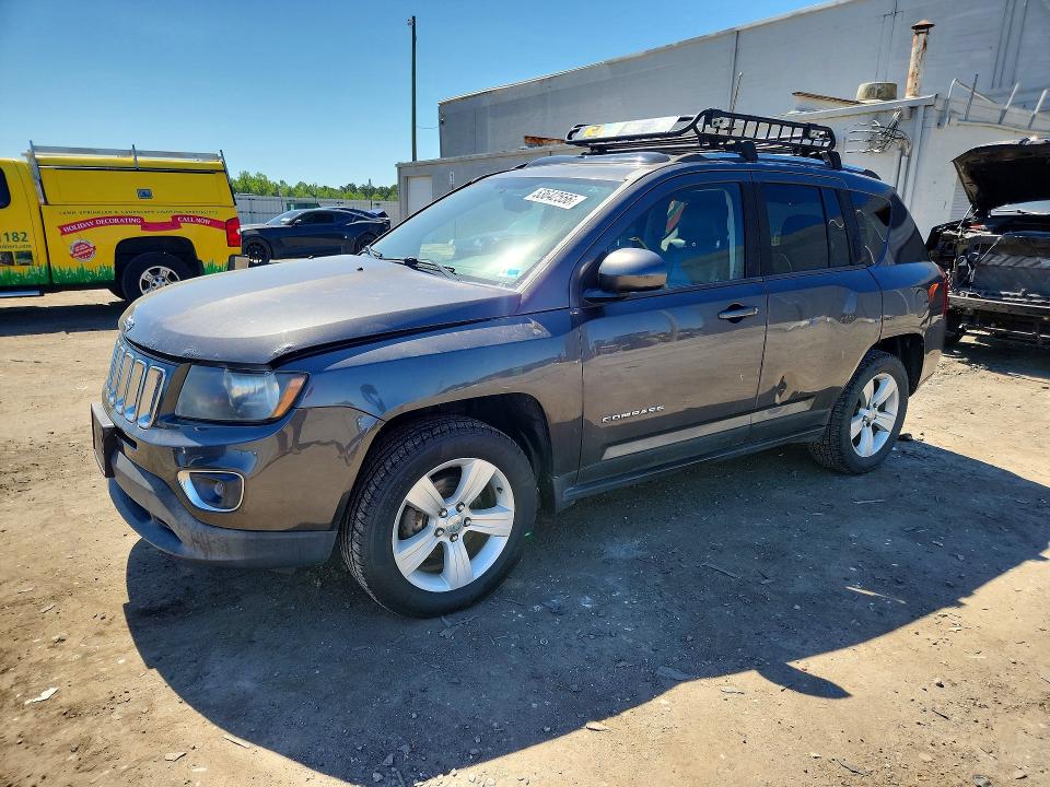53642556 :رقم المزاد ، 1C4NJDEB1FD162337 vin ، 2015 Jeep Compass مزاد بيع