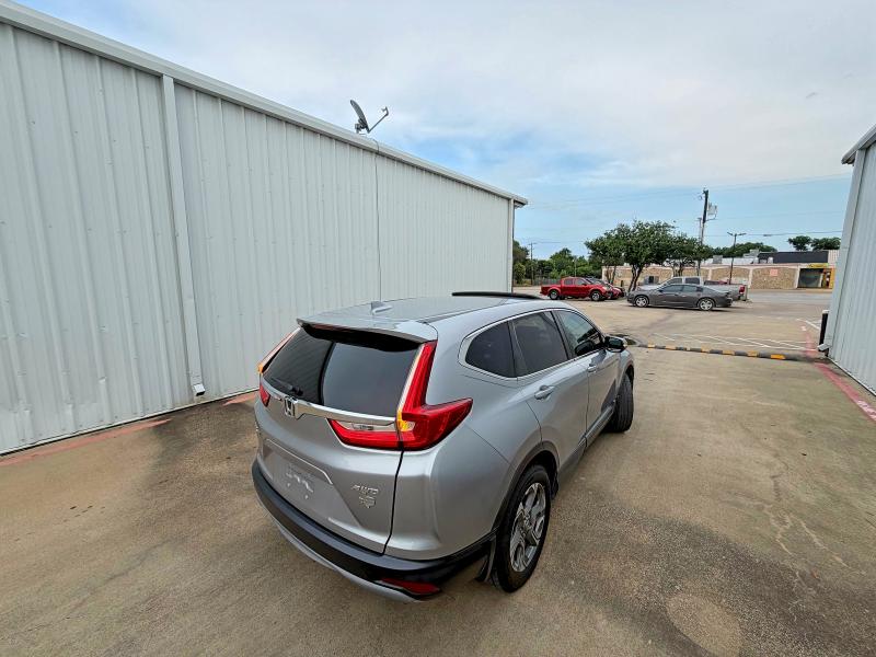 Продаж на аукціоні авто 2018 Honda Cr-v, vin: 7FARW2H86JE045642, номер лоту: 55645216