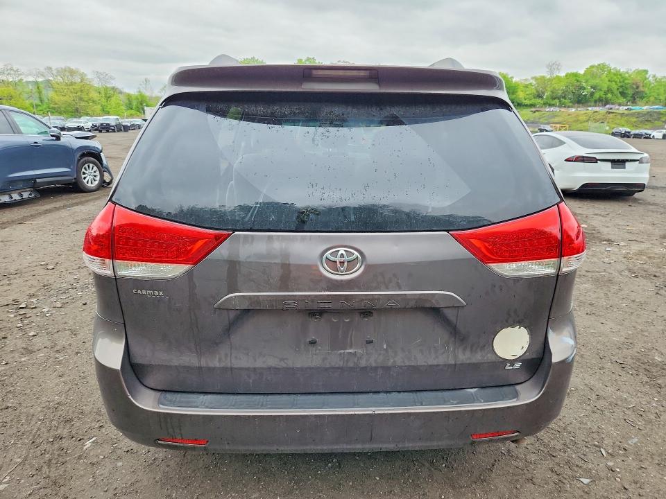2012 Toyota Sienna მანქანა იყიდება აუქციონზე, vin: 5TDKK3DC4CS217870, აუქციონის ნომერი: 53376236