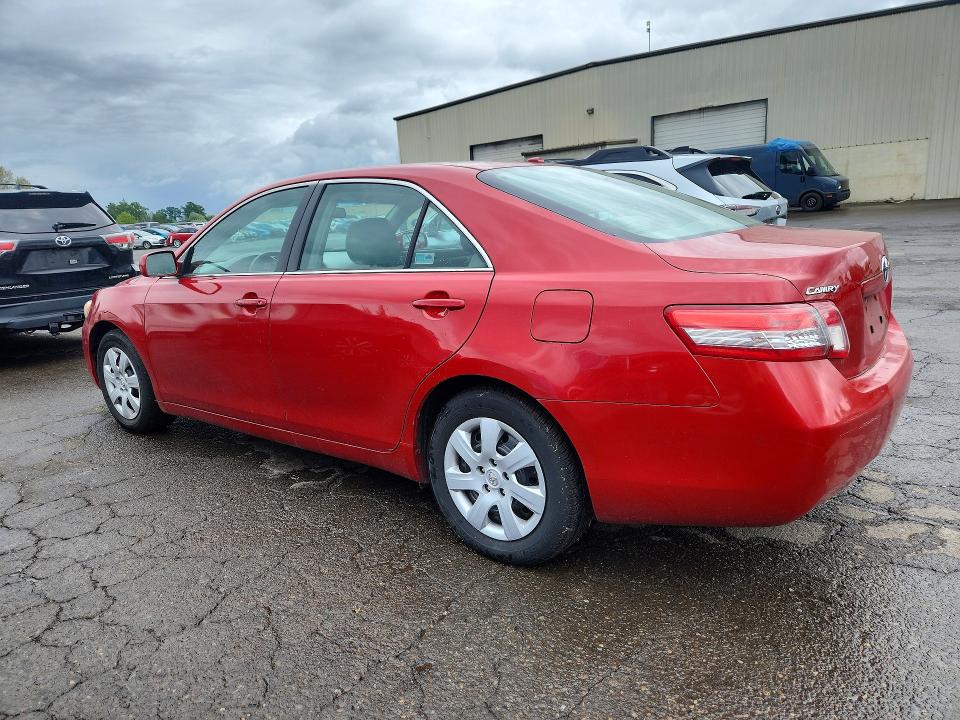 52754076 :رقم المزاد ، 4T1BF3EK6AU080994 vin ، 2010 Toyota Camry مزاد بيع