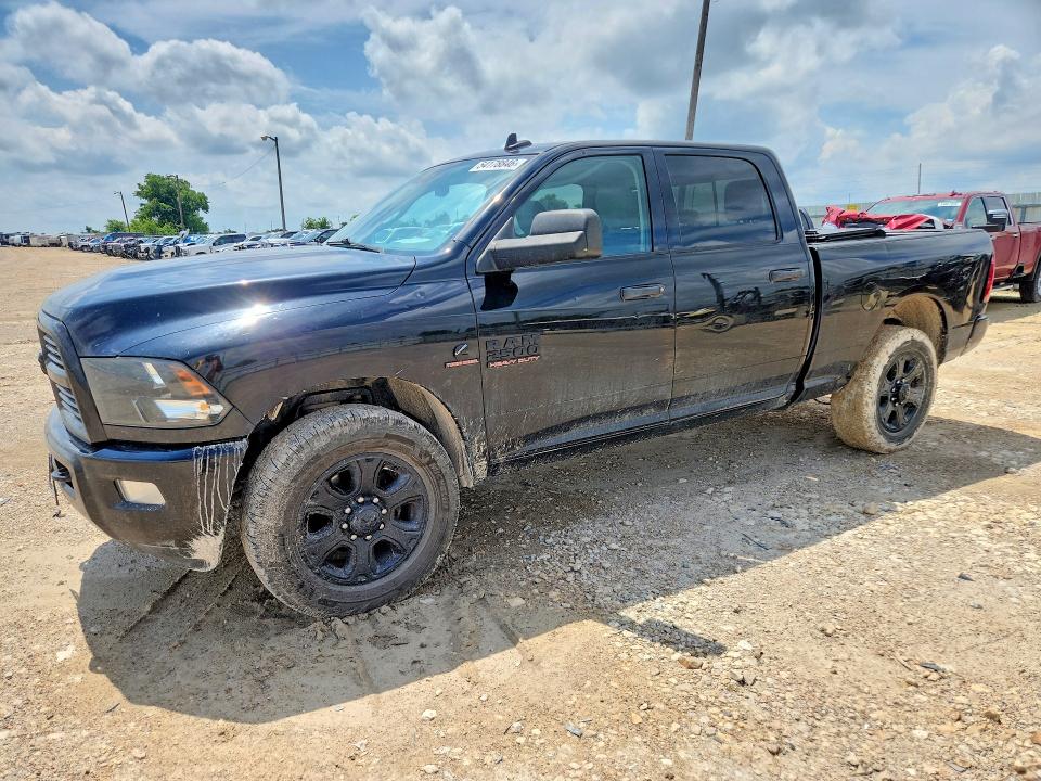 54178846 :رقم المزاد ، 3C6UR4DL3FG653632 vin ، 2015 Ram 2500 مزاد بيع