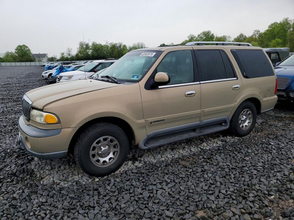 52452676 :رقم المزاد ، 5LMPU28L6XLJ08315 vin ، 1999 Lincoln Townhouse Navigator مزاد بيع