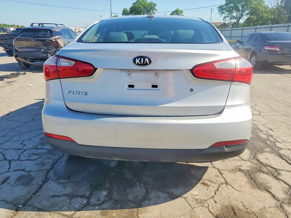 Продаж на аукціоні авто 2015 Kia Forte, vin: KNAFK4A6XF5403314, номер лоту: 52088996