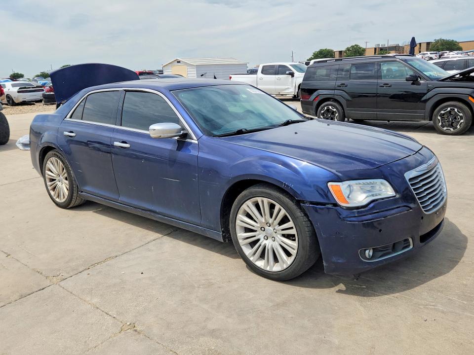 52372266 :رقم المزاد ، 2C3CCAEG1EH105718 vin ، 2014 Chrysler 300c مزاد بيع