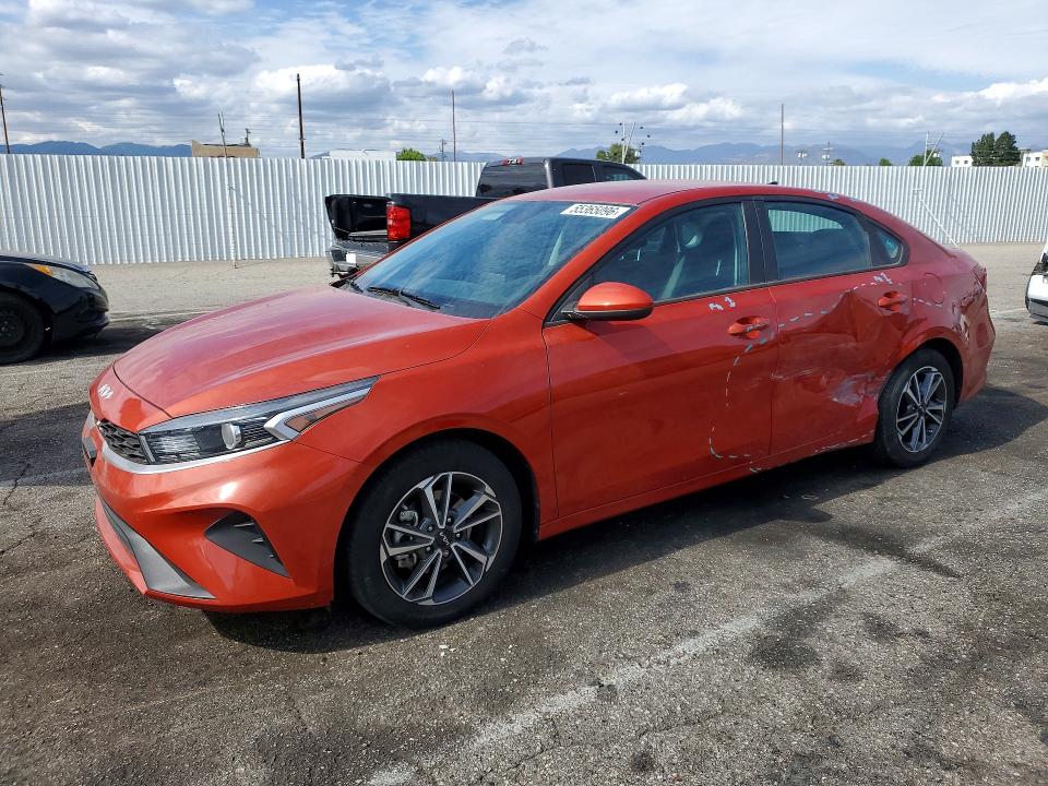 55365096 :رقم المزاد ، 3KPF24AD3NE494818 vin ، 2022 Kia Forte مزاد بيع