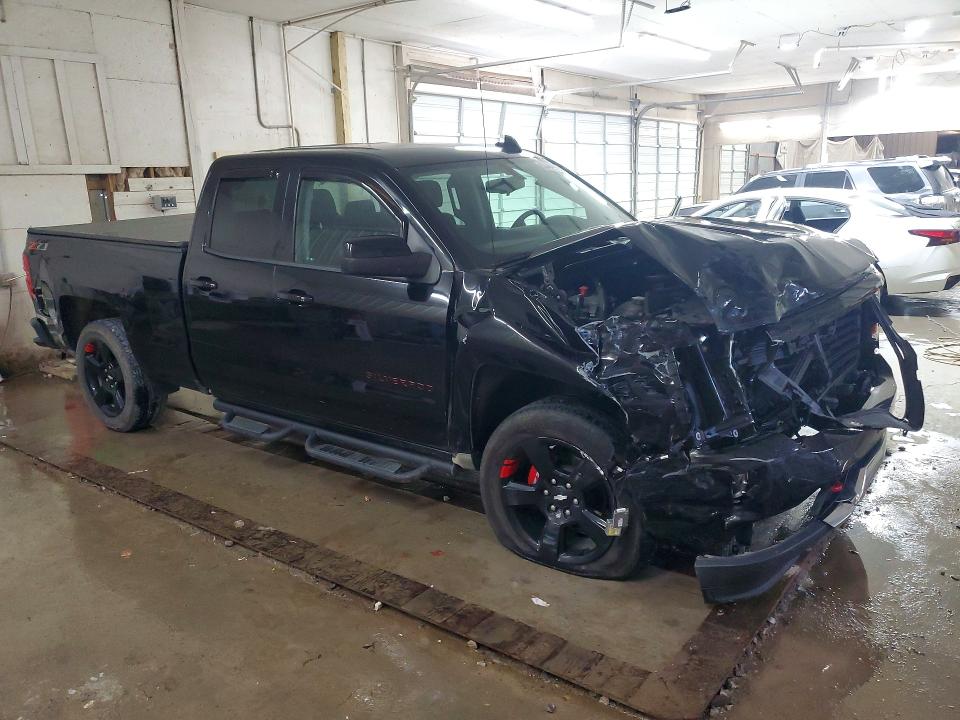Продажа на аукционе авто 2018 Chevrolet Silverado, vin: 1GCVKREC6JZ105551, номер лота: 53404236