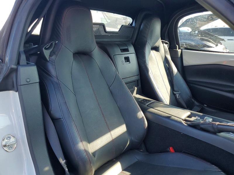 52751866 :رقم المزاد ، JM1NDAD75J0202261 vin ، 2018 Mazda Mx-5 Miata مزاد بيع