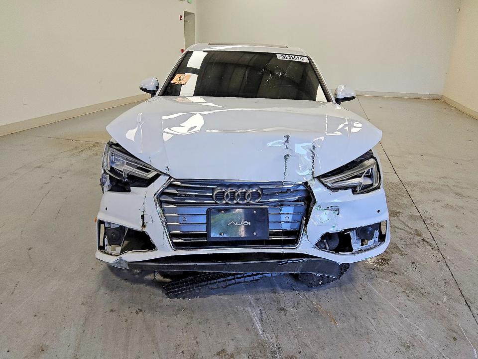 Продажа на аукционе авто 2019 Audi A4, vin: WAUENAF4XKN002199, номер лота: 51641626
