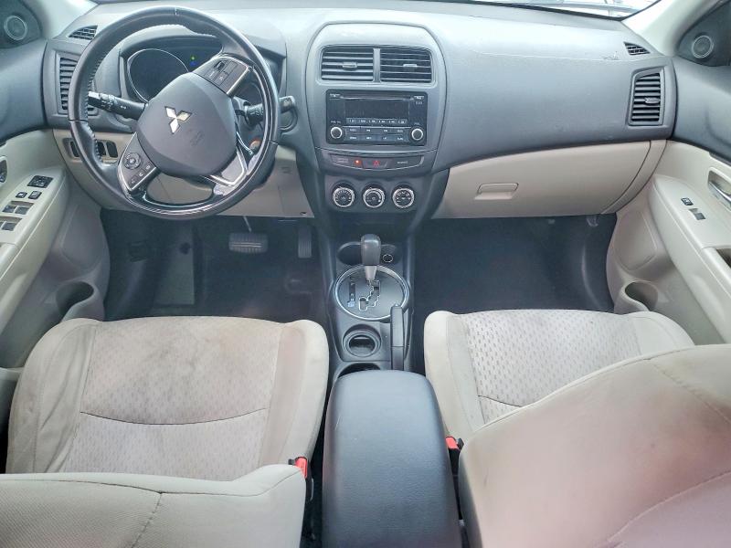 54922706 :رقم المزاد ، JA4AP3AU5HZ058688 vin ، 2017 Mitsubishi Outlander Sport مزاد بيع