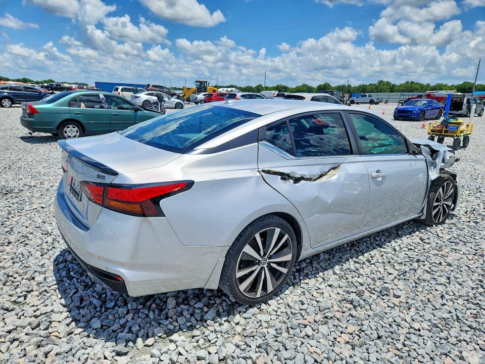 54685656 :رقم المزاد ، 1N4BL4CV0LN300892 vin ، 2020 Nissan Altima مزاد بيع