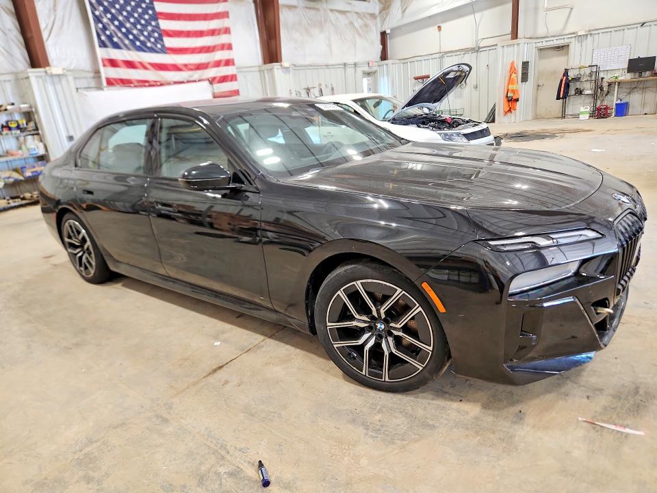53802686 :رقم المزاد ، WBA33EJ06RCR52512 vin ، 2024 Bmw 760 مزاد بيع