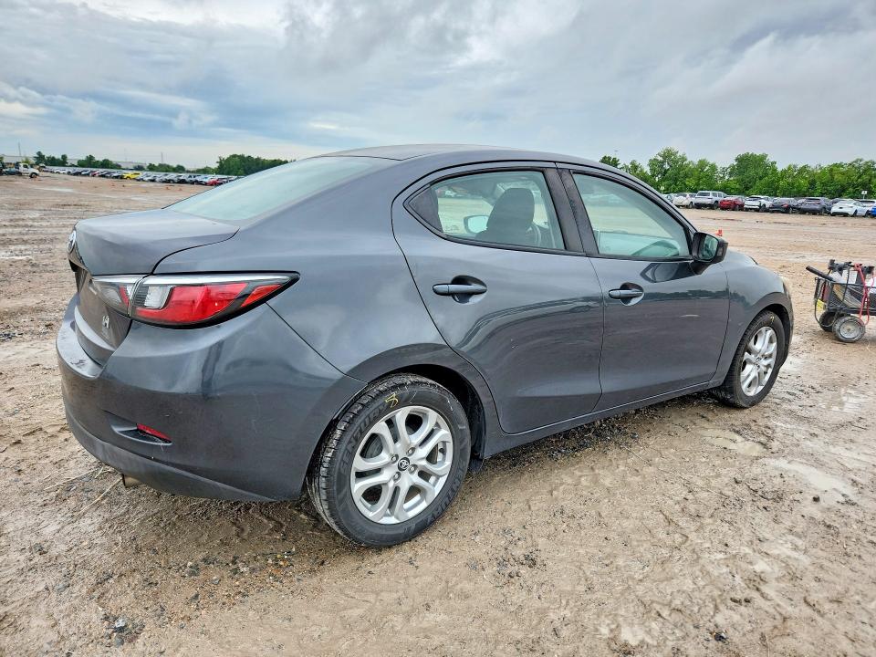 54021346 :رقم المزاد ، 3MYDLBYV3HY191369 vin ، 2017 Toyota Yaris Ia مزاد بيع