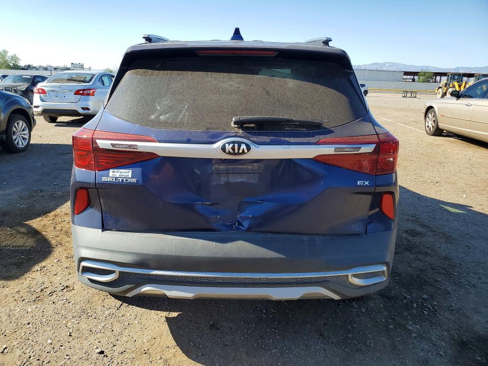 2021 Kia Seltos მანქანა იყიდება აუქციონზე, vin: KNDERCAA7M7155923, აუქციონის ნომერი: 52438206