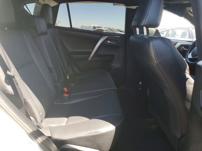 Продажа на аукционе авто 2018 Toyota Rav4, vin: JTMNFREV2JJ198363, номер лота: 53630466