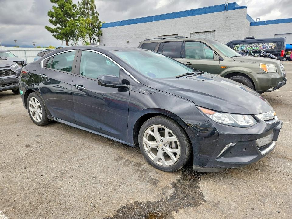 55147886 :رقم المزاد ، 1G1RD6S53HU190509 vin ، 2017 Chevrolet Volt مزاد بيع