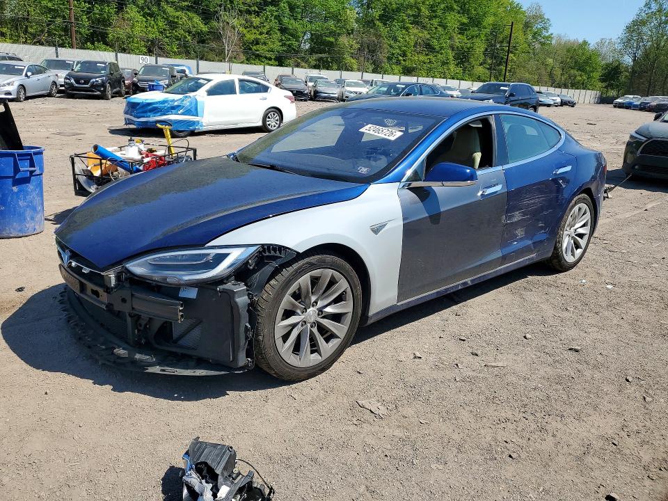 Auction sale of the 2016 Tesla Model S, vin: 5YJSA1E16GF162580, lot number: 52465726