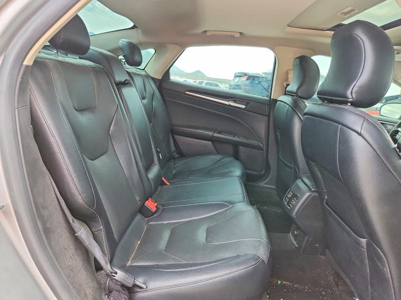 52556166 :رقم المزاد ، 3FA6P0D90KR225977 vin ، 2019 Ford Fusion مزاد بيع