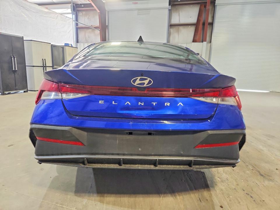 Продажа на аукционе авто 2024 Hyundai Elantra, vin: KMHLL4DG3RU637162, номер лота: 54865146