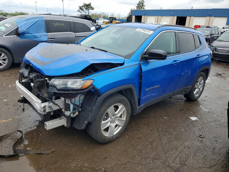 52294676 :رقم المزاد ، 3C4NJCBBXNT155877 vin ، 2022 Jeep Compass مزاد بيع