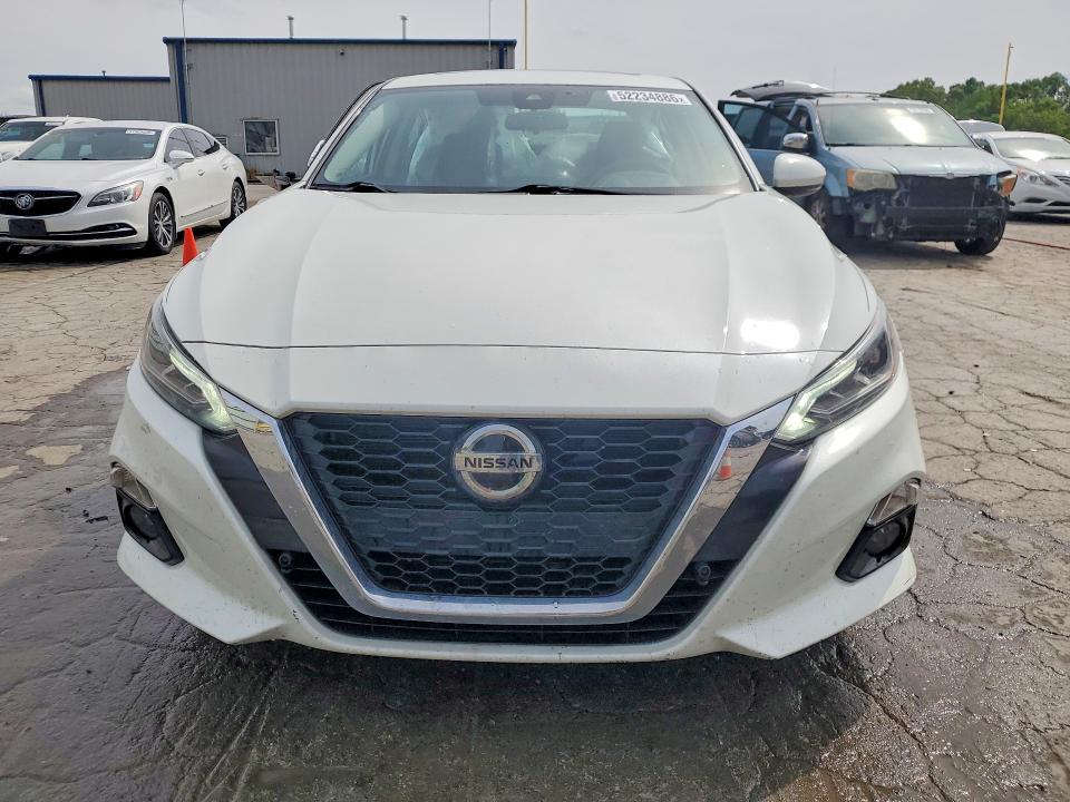 52234886 :رقم المزاد ، 1N4BL4EV8NN410637 vin ، 2022 Nissan Altima مزاد بيع
