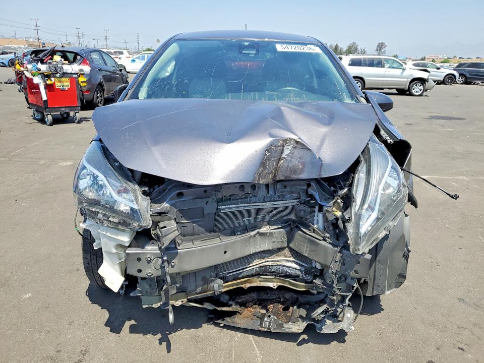 54720236 :رقم المزاد ، VNKJTUD33JA098533 vin ، 2018 Toyota Yaris مزاد بيع