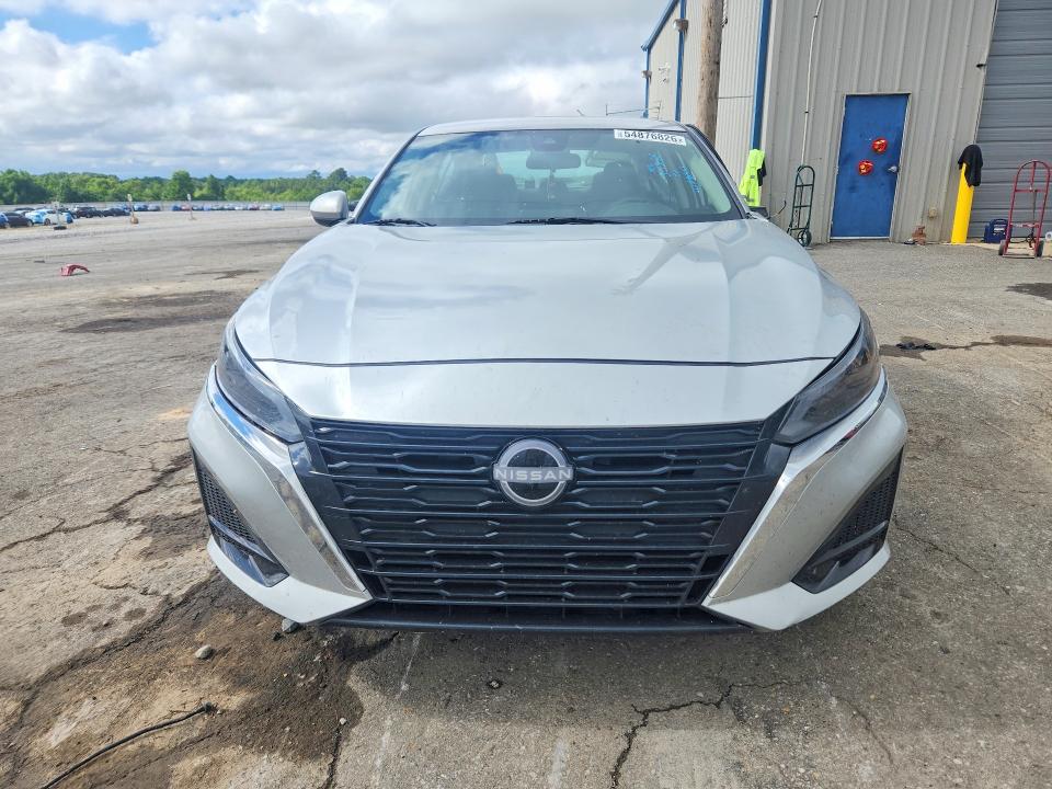 54876826 :رقم المزاد ، 1N4BL4DV0PN343021 vin ، 2023 Nissan Altima مزاد بيع