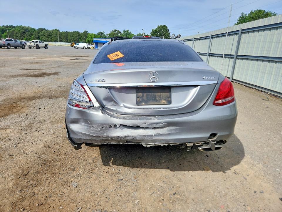 2015 Mercedes-benz C მანქანა იყიდება აუქციონზე, vin: 55SWF4KB0FU033619, აუქციონის ნომერი: 52782406