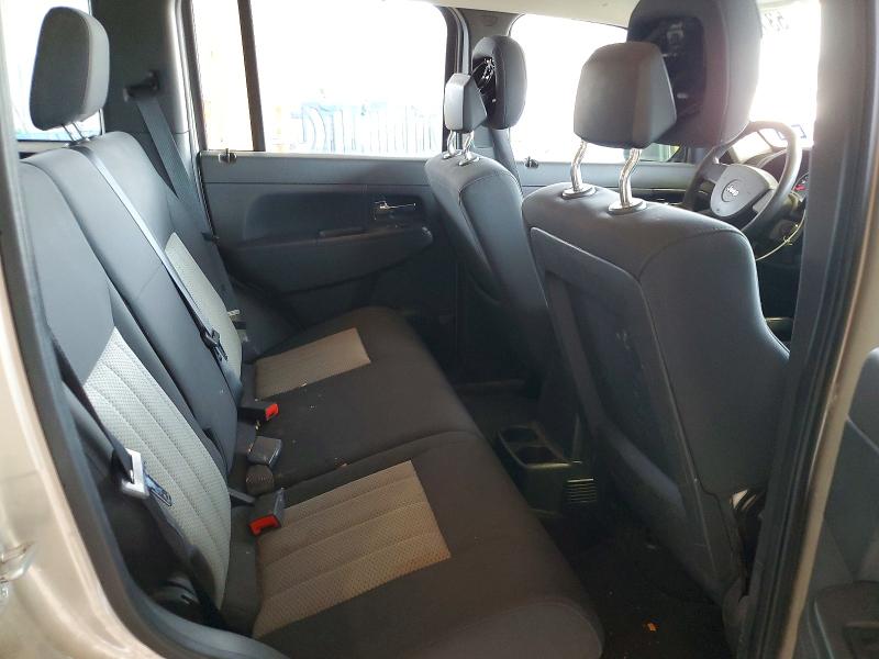 53124486 :رقم المزاد ، 1J4PP2GK3AW129677 vin ، 2010 Jeep Liberty مزاد بيع