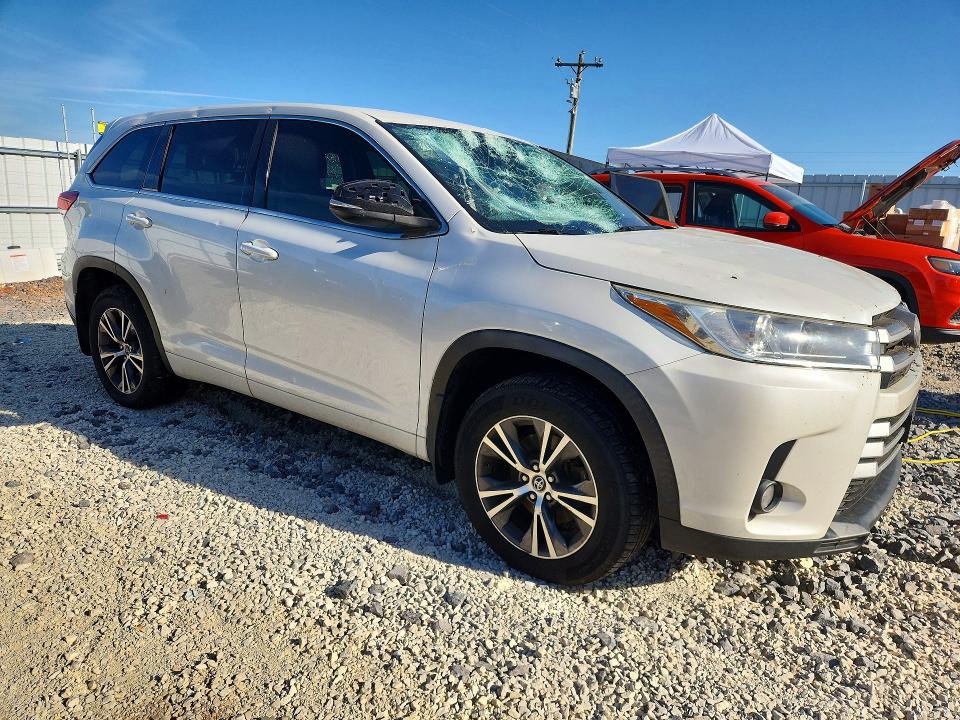 Продаж на аукціоні авто 2017 Toyota Highlander, vin: 5TDBZRFH7HS474133, номер лоту: 53546276