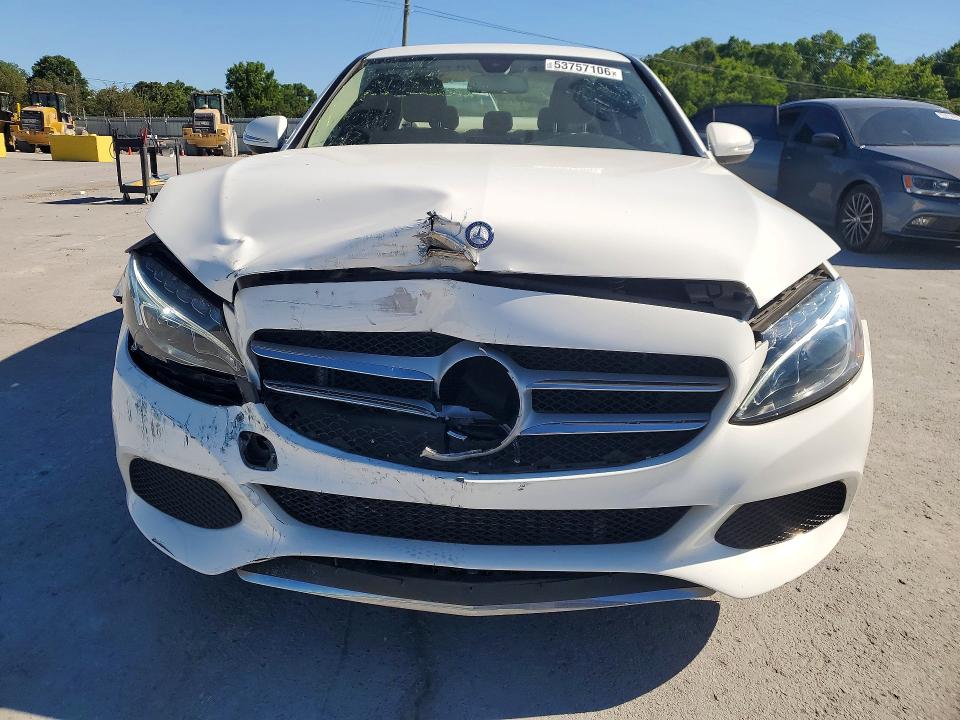 53757106 :رقم المزاد ، 55SWF4KB6FU023385 vin ، 2015 Mercedes-benz C مزاد بيع