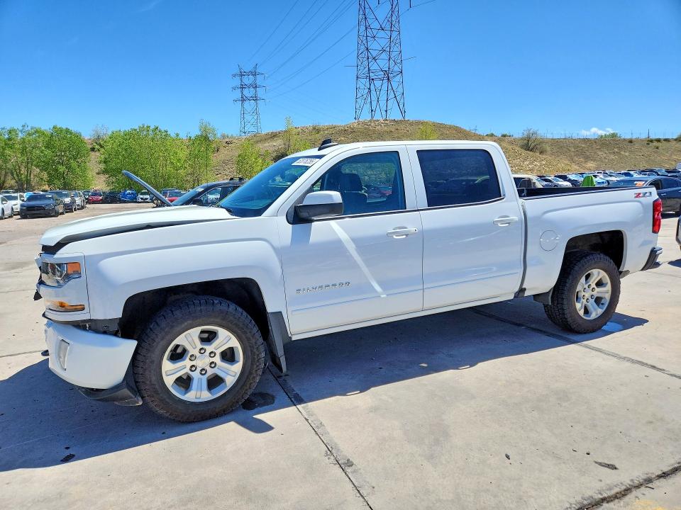 Продаж на аукціоні авто 2017 Chevrolet Silverado, vin: 3GCUKREC6HG431016, номер лоту: 52876256