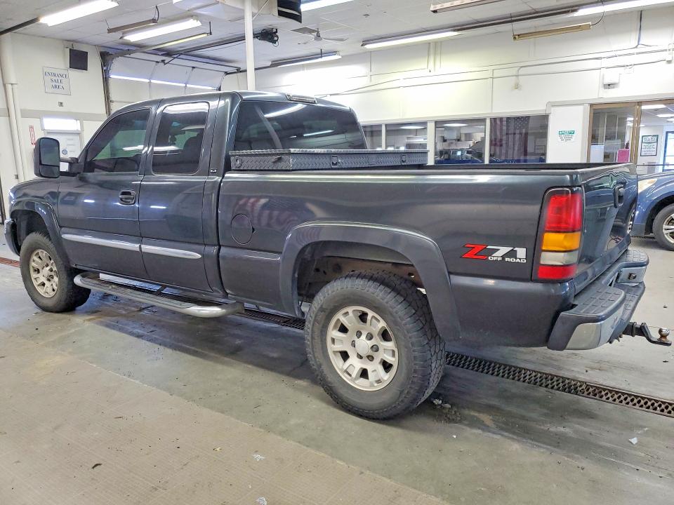 2005 Gmc New Sierra მანქანა იყიდება აუქციონზე, vin: 2GTEK19BX51351729, აუქციონის ნომერი: 52871996