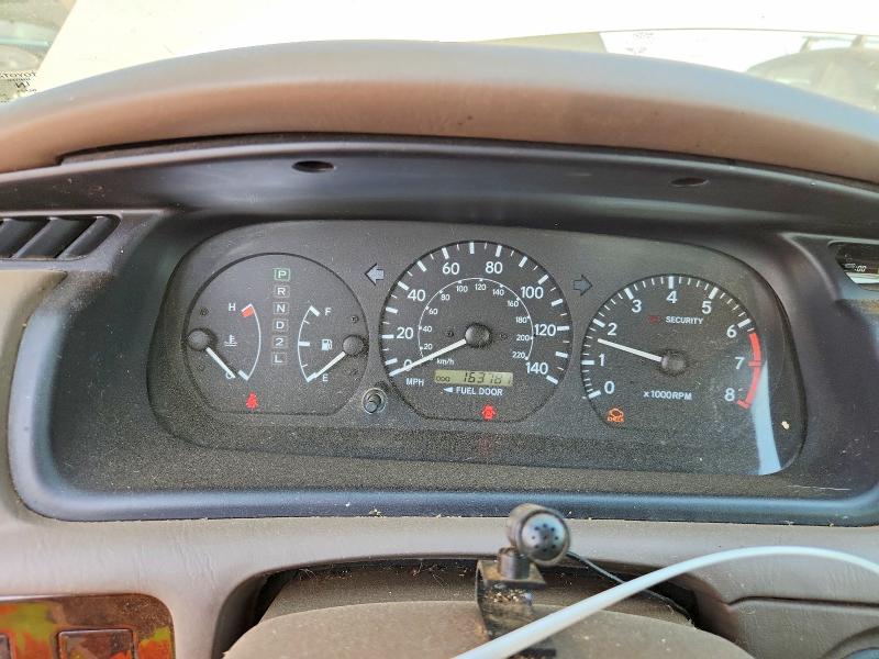 2000 Toyota Camry მანქანა იყიდება აუქციონზე, vin: 4T1BF28K5YU954834, აუქციონის ნომერი: 55244046