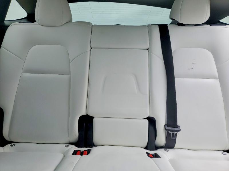 52263436 :رقم المزاد ، 7SAYGDEE2PF643958 vin ، 2023 Tesla Model Y مزاد بيع