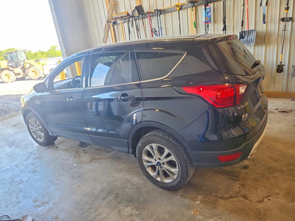2019 Ford Escape მანქანა იყიდება აუქციონზე, vin: 1FMCU0HD6KUB78172, აუქციონის ნომერი: 54019146