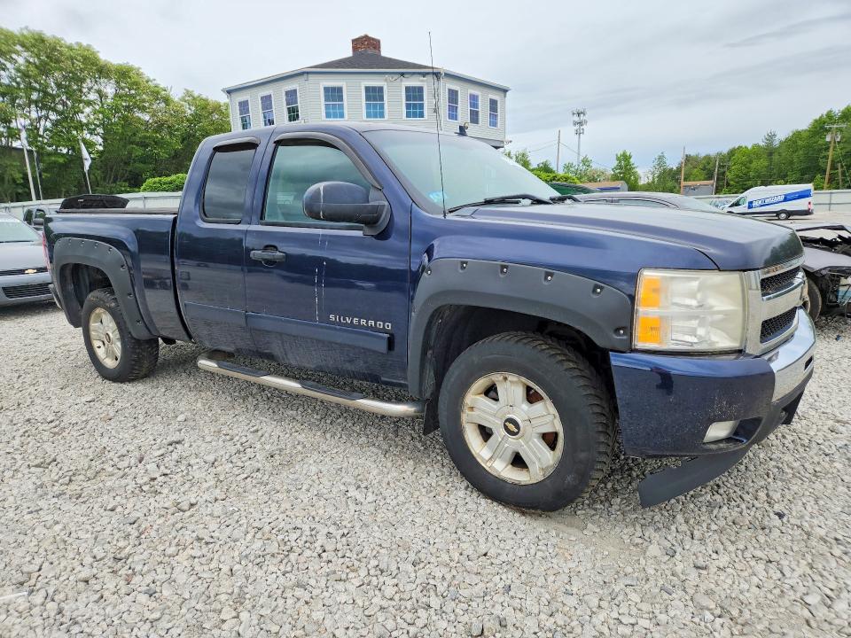 2011 Chevrolet Silverado მანქანა იყიდება აუქციონზე, vin: 1GCRKSE3XBZ439902, აუქციონის ნომერი: 55101586