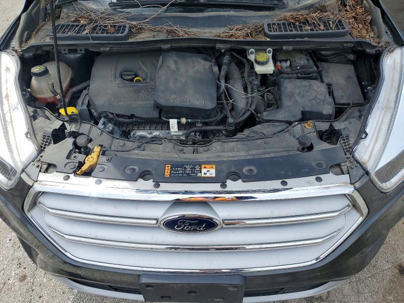 52378066 :رقم المزاد ، 1FMCU0GD0JUD48140 vin ، 2018 Ford Escape مزاد بيع