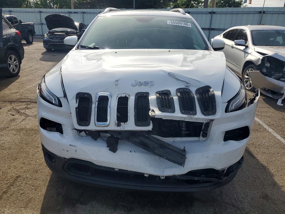 2017 Jeep Cherokee მანქანა იყიდება აუქციონზე, vin: 1C4PJMCS2HW615416, აუქციონის ნომერი: 55509186