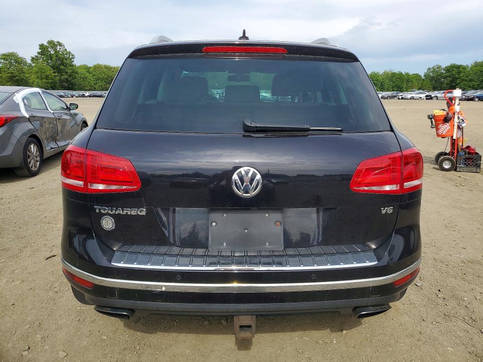 50517126 :رقم المزاد ، WVGEF9BP9GD002203 vin ، 2016 Volkswagen Touareg مزاد بيع
