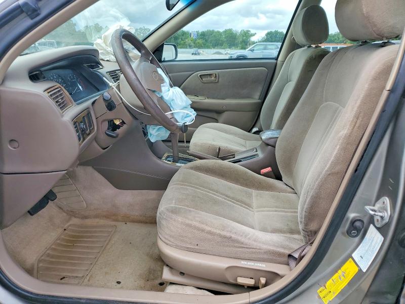 54042666 :رقم المزاد ، 4T1BF28K4WU047182 vin ، 1998 Toyota Camry مزاد بيع
