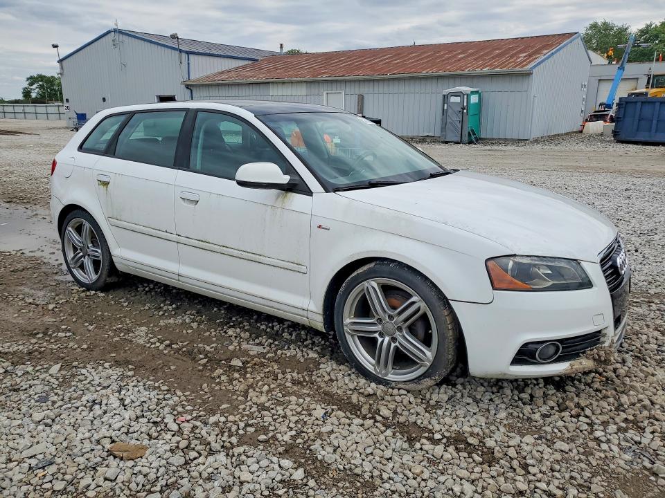 Aukcja sprzedaży 2011 Audi A3, vin: WAUKJAFM5BA025900, numer aukcji: 52704276