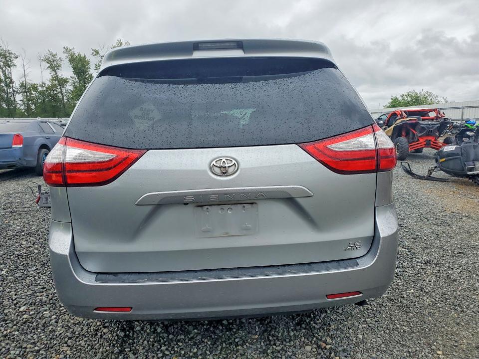 2015 Toyota Sienna მანქანა იყიდება აუქციონზე, vin: 5TDJK3DCXFS095080, აუქციონის ნომერი: 54727626