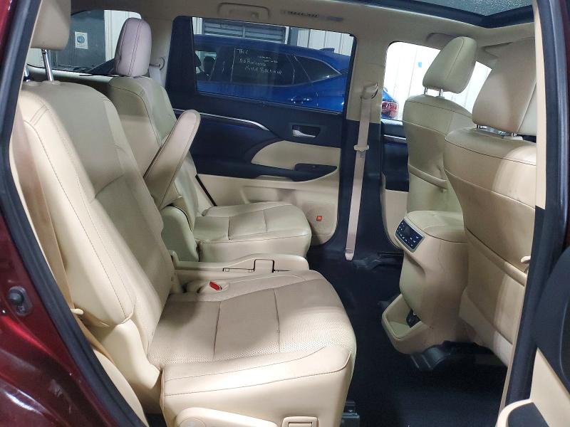 Продажа на аукционе авто 2015 Toyota Highlander, vin: 5TDDKRFH1FS179460, номер лота: 51777716